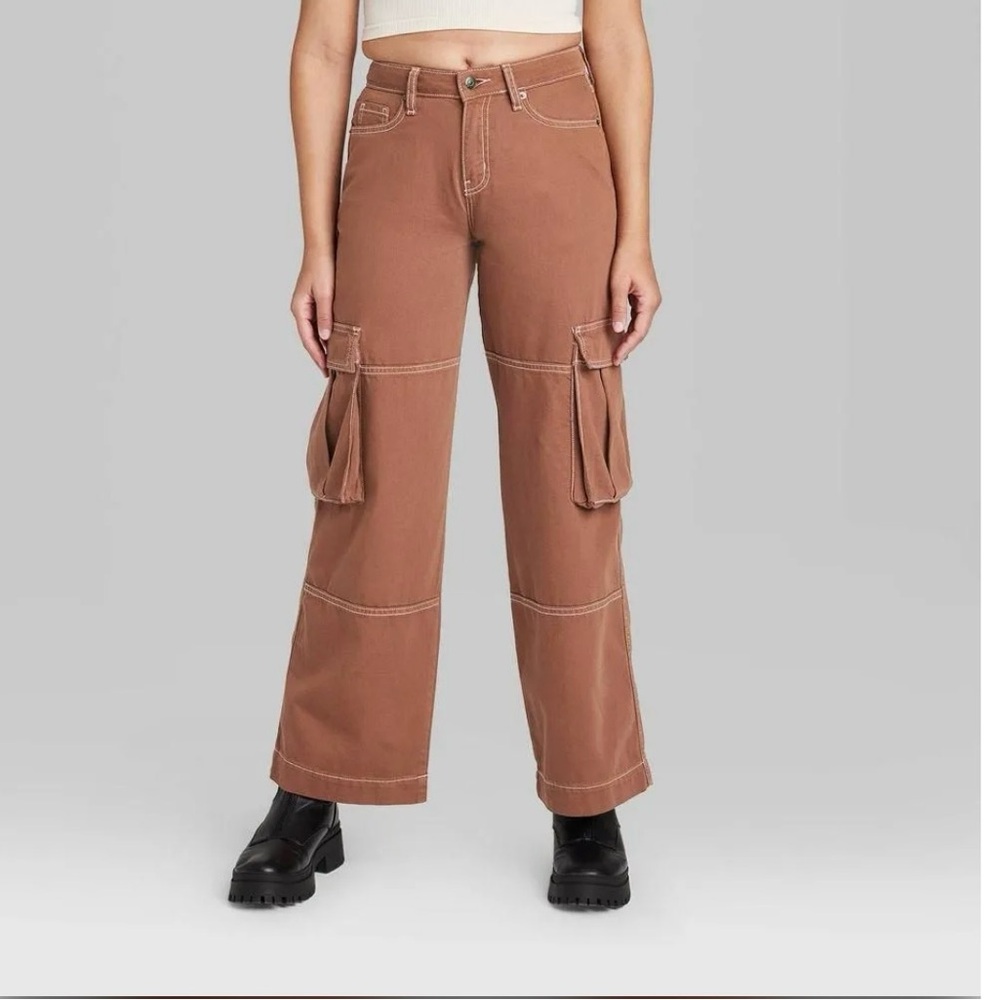 Wild Fable Mid Rise Baggy Cargo Pants Size 6